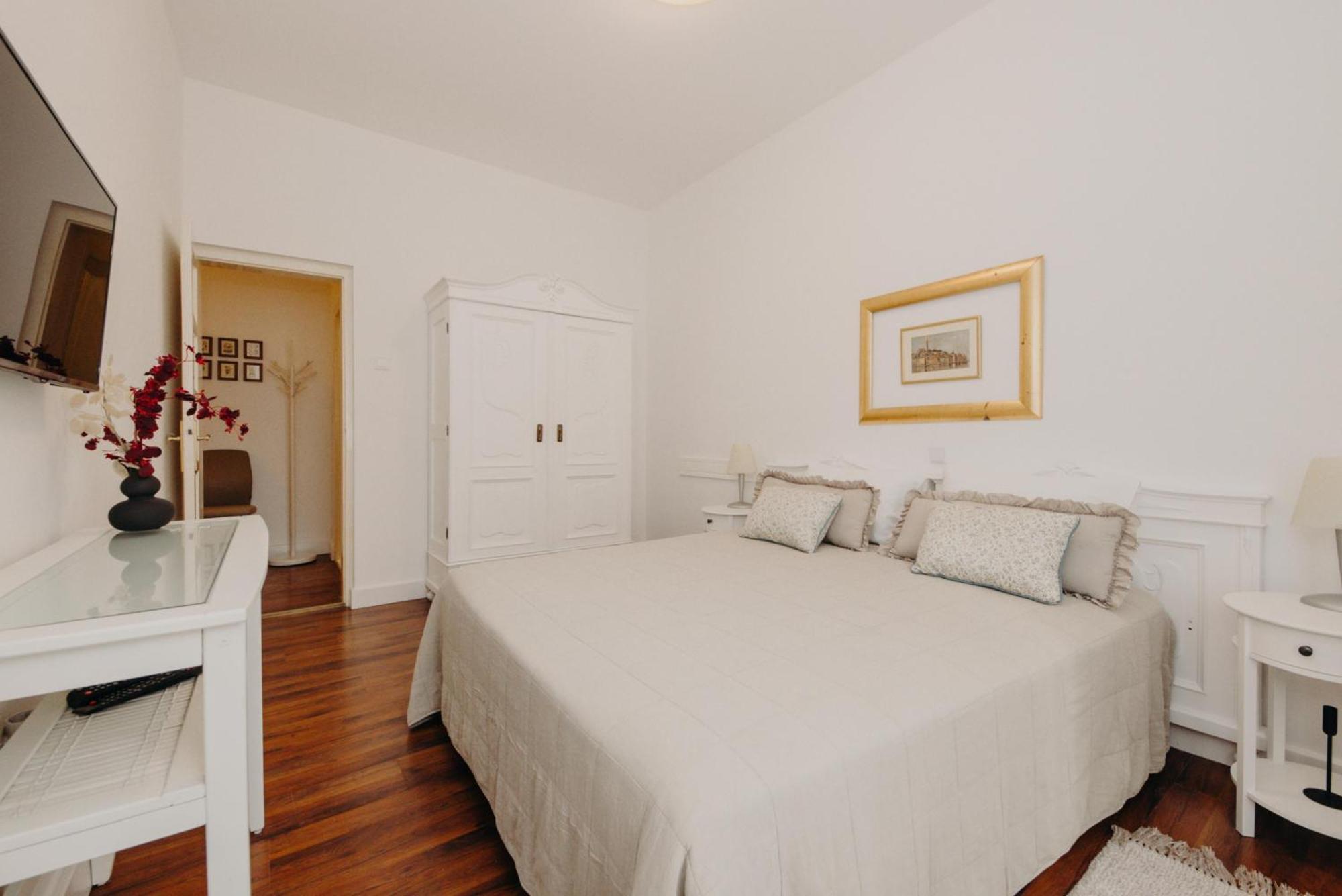 Rooms And Studios Villa Rossella 2 Ровінь Номер фото