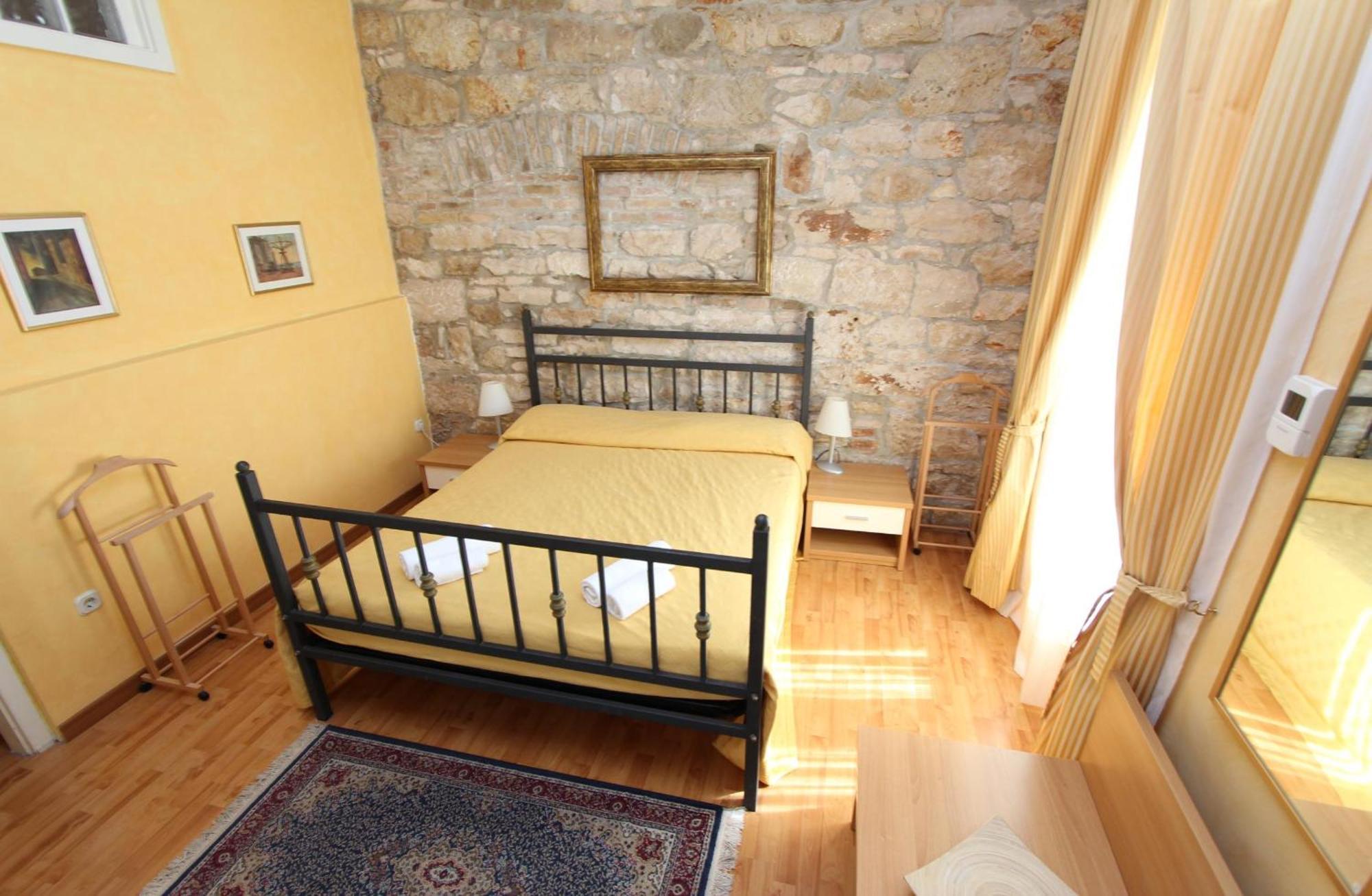 Rooms And Studios Villa Rossella 2 Ровінь Номер фото