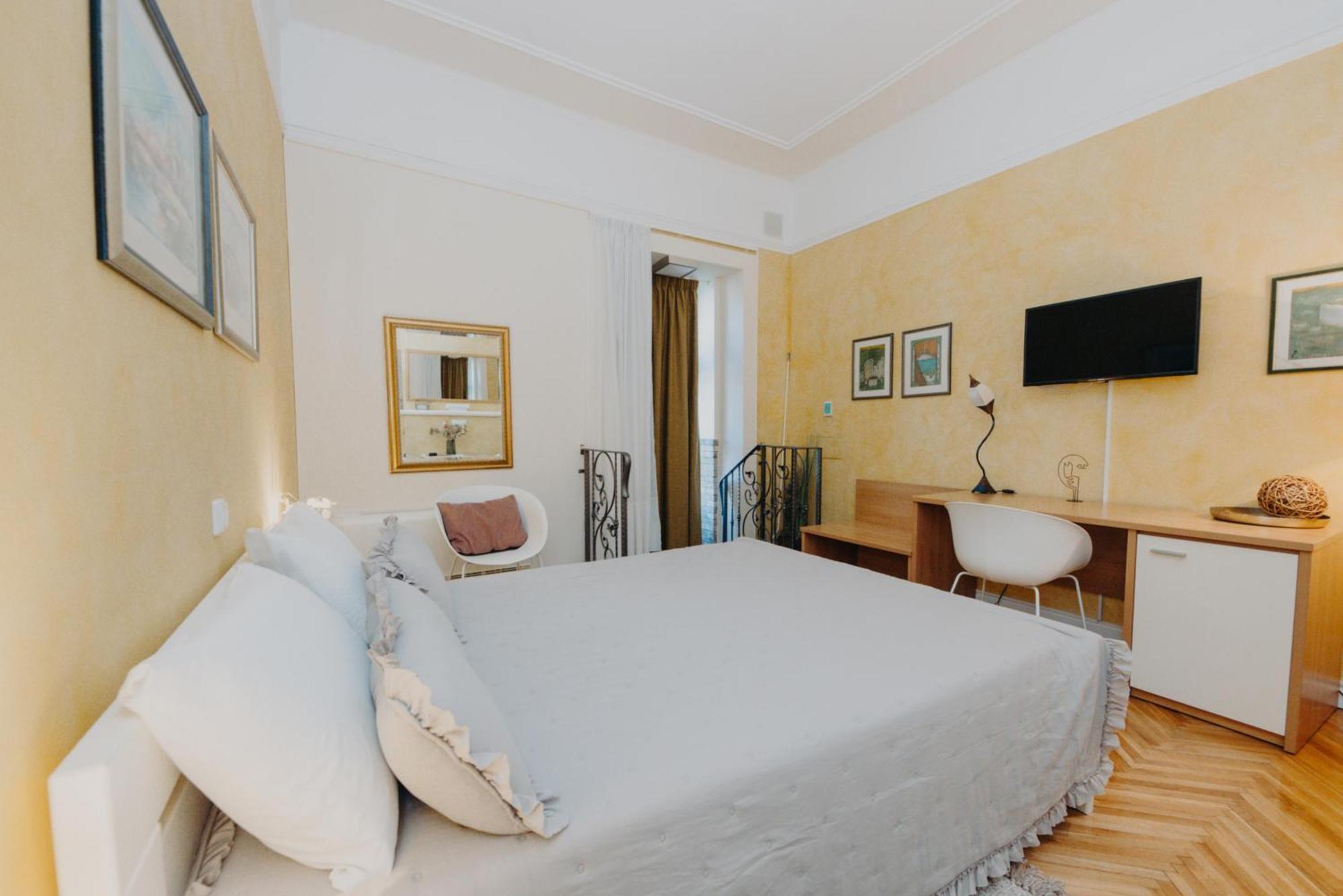 Rooms And Studios Villa Rossella 2 Ровінь Екстер'єр фото