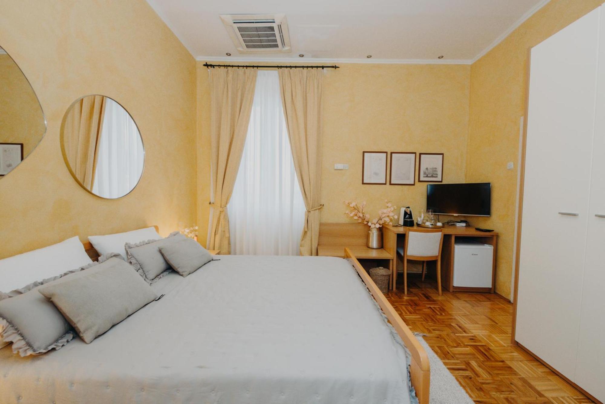 Rooms And Studios Villa Rossella 2 Ровінь Екстер'єр фото
