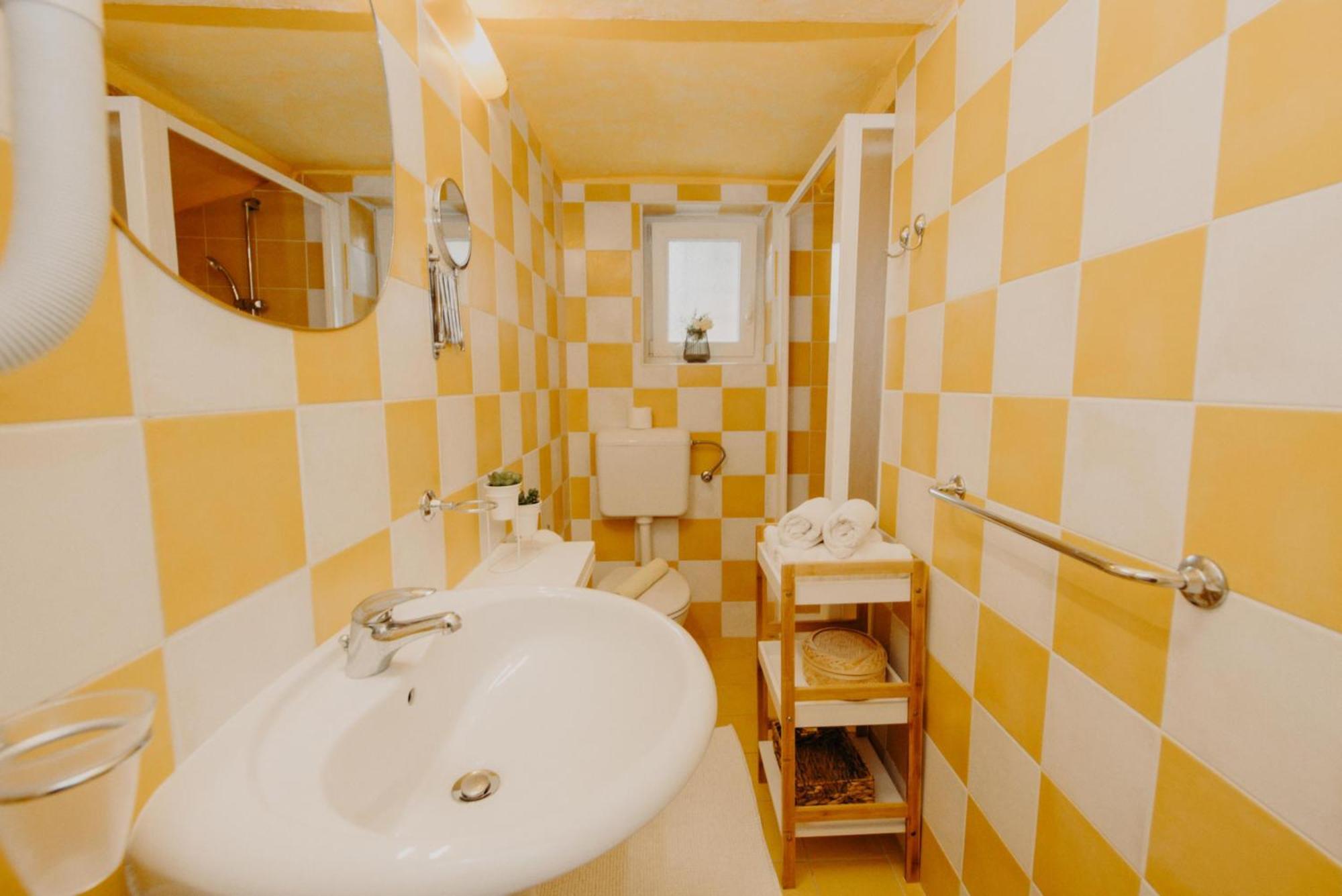 Rooms And Studios Villa Rossella 2 Ровінь Номер фото