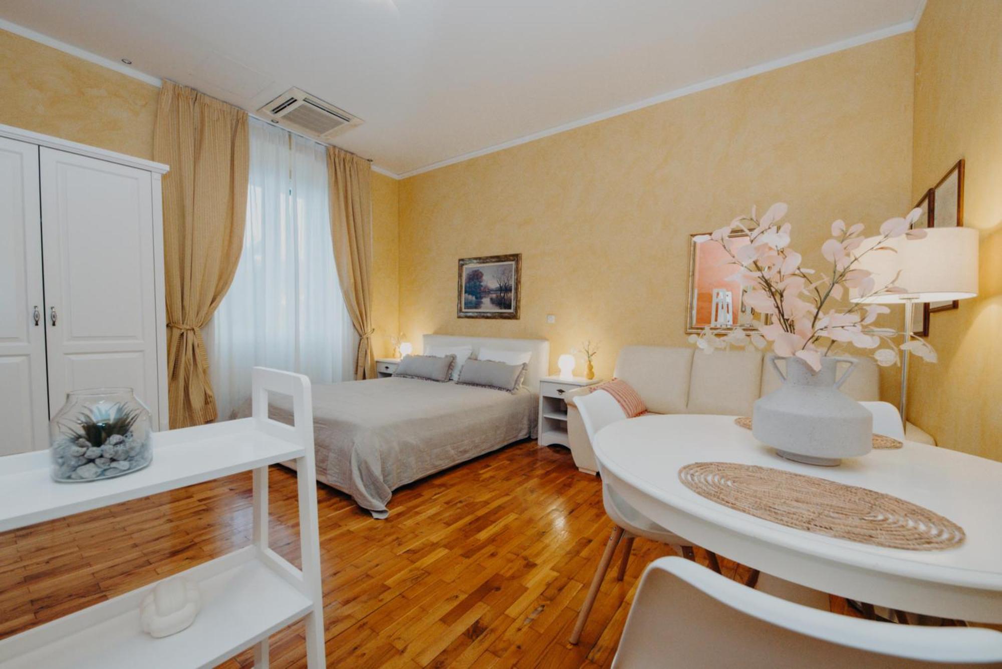 Rooms And Studios Villa Rossella 2 Ровінь Екстер'єр фото